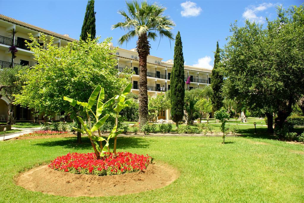 Delfinia Hotel Moraitika Exterior photo