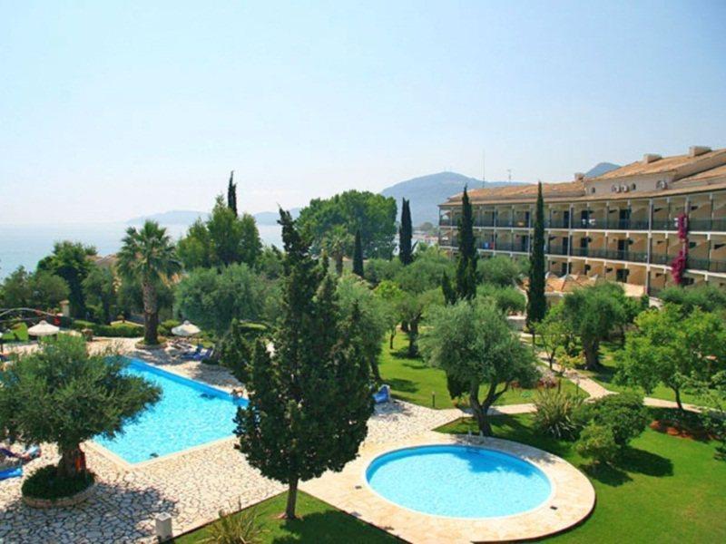 Delfinia Hotel Moraitika Exterior photo