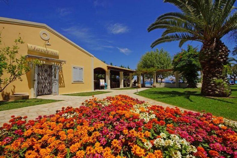 Delfinia Hotel Moraitika Exterior photo